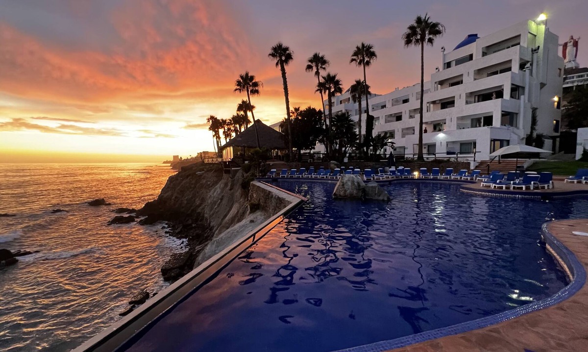 Playas de Rosarito Resort | Las Rocas Resort And Spa