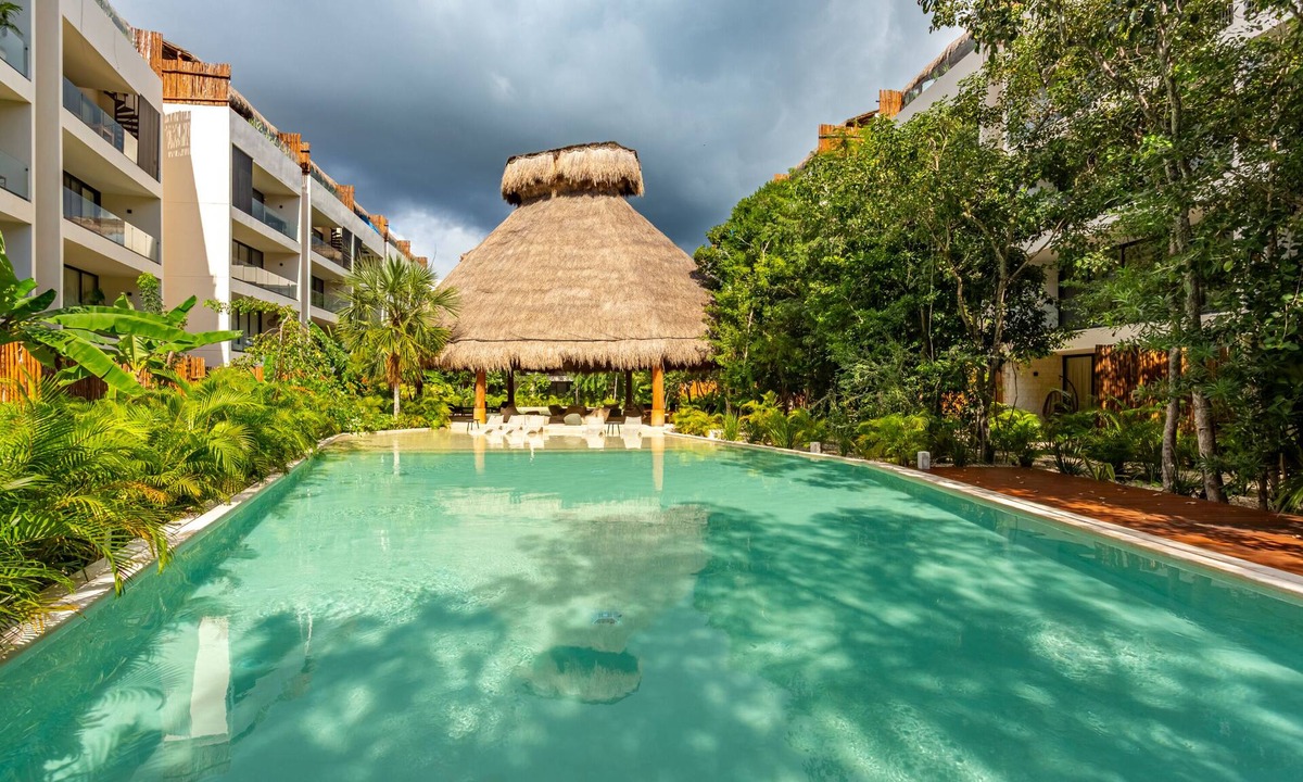 Playa Paraiso Condo | Luxe 2BR Oasis | Gym | Pools | Beach Shuttle