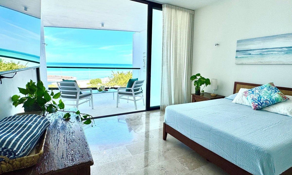 Dzemul Condo | Luxury Beachfront Beauty