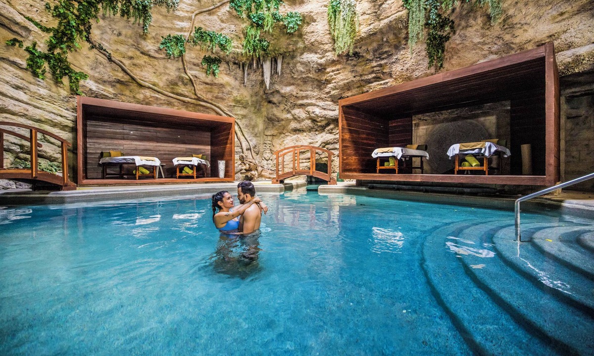 Costa Mujeres Resort | Majestic Elegance Costa Mujeres – All Inclusive