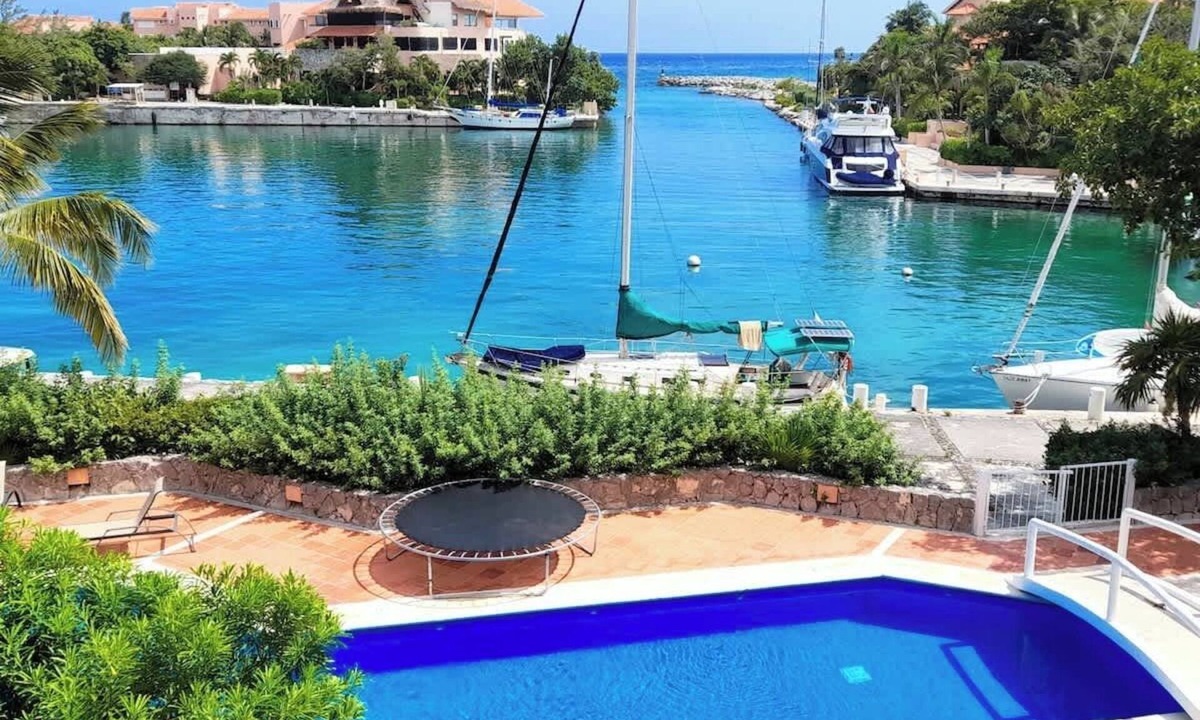 Puerto Aventuras Condo | Marina View Studio w/Terrace & Hammock
