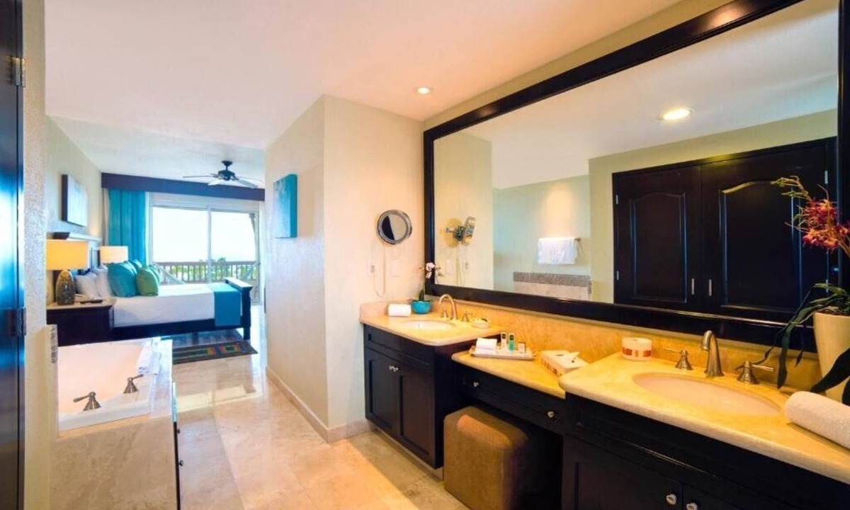 Playa Mujeres Condo | 2 Bedroom Suite at Villa del Palmar Cancun Luxury Beach Resort & Spa