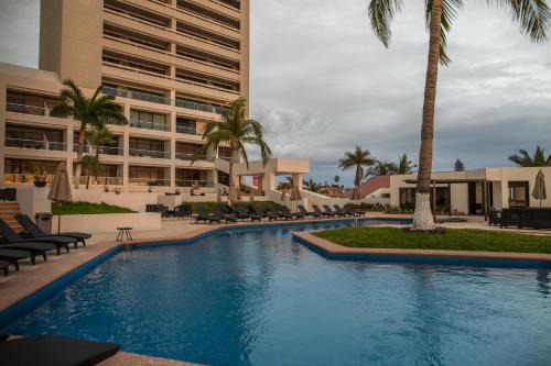 Las Gaviotas Hotel | Ocean View Beach Hotel