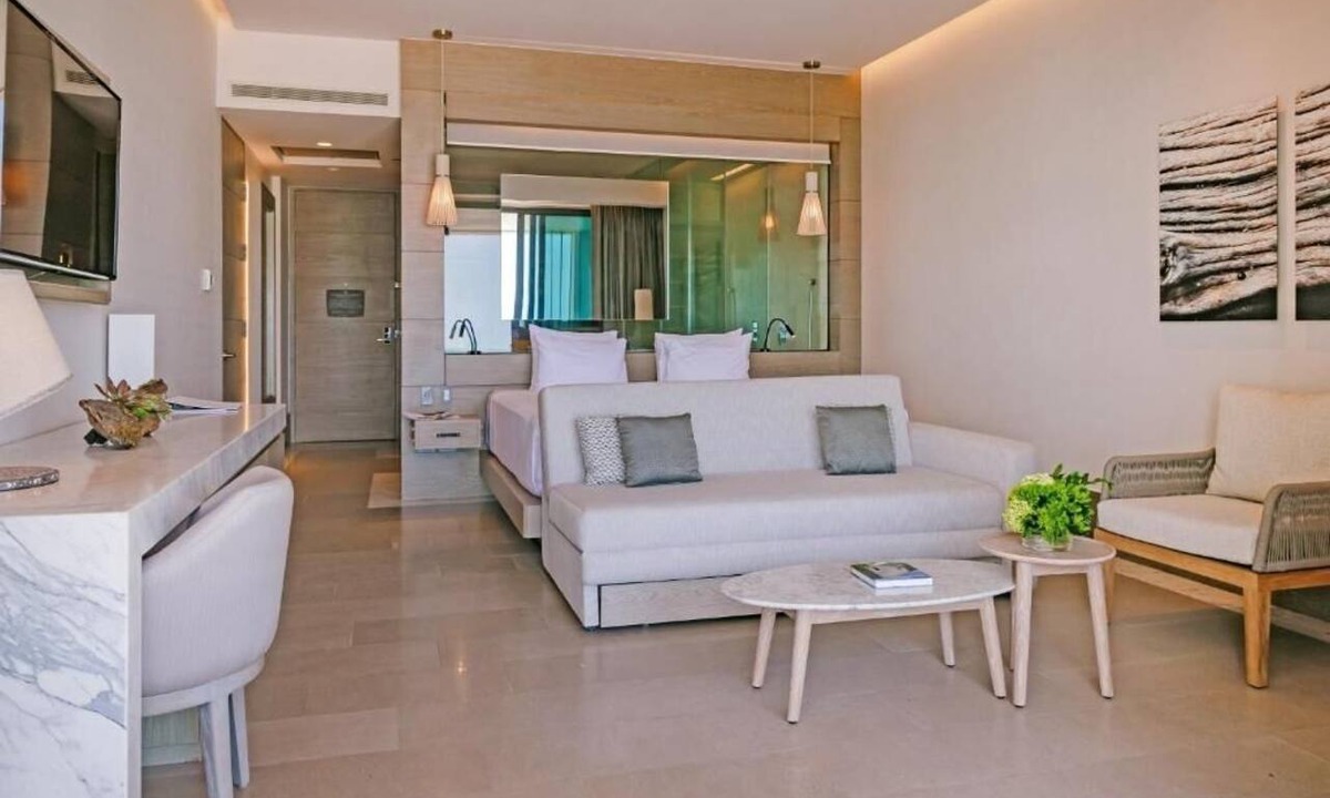 Punta Sam Hotel | Ocean View Getaway with Pools, Golf and Beach Fun