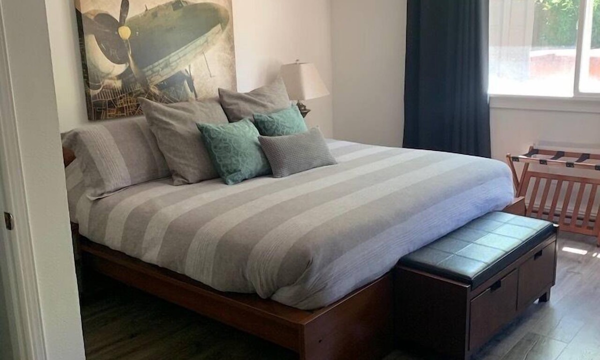 Cranbrooke Manor House | Old Town Scottsdale 2BR - Private hot tub and patio