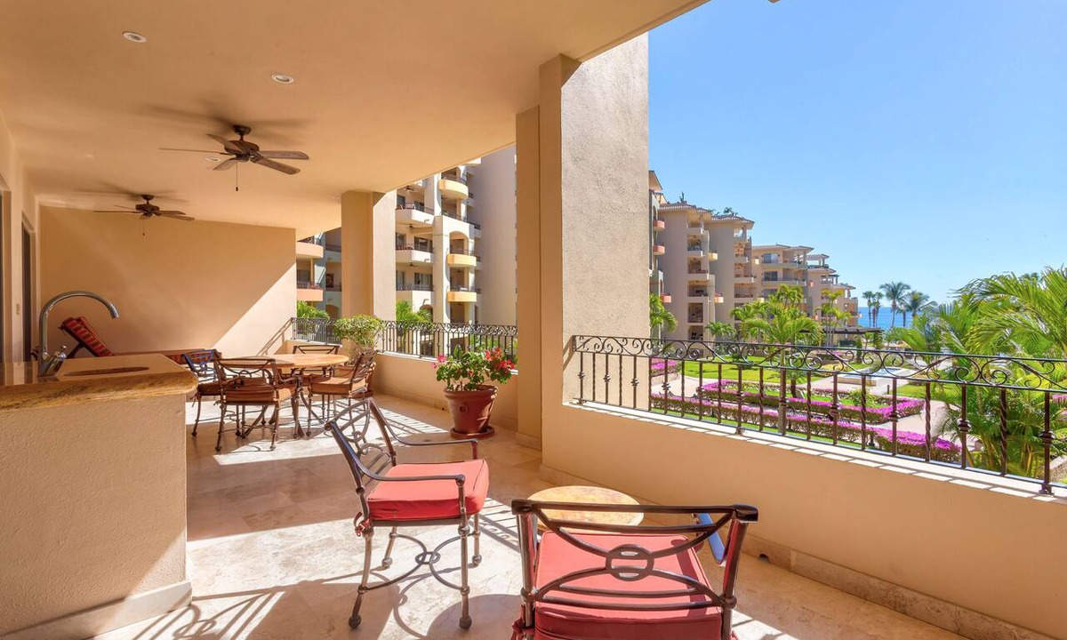 Cabo San Lucas Condo | One of the largest terraces at the stunning "Oceanfront Resort"-Villa La Estancia!