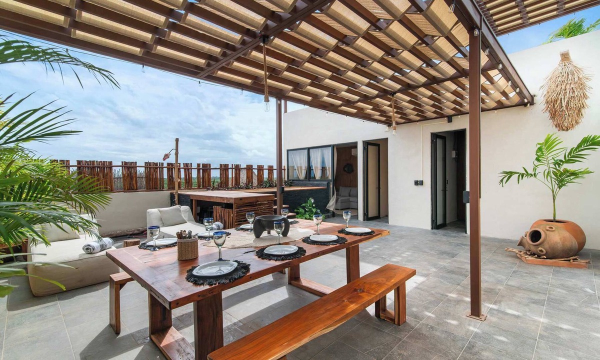 Playa Paraiso Apartment | Penthouse with Rooftop Plunge Pool - Distant Ocean