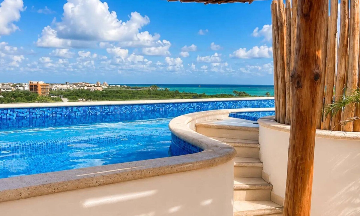 Luis Donaldo Colosio Apartment | Private Bathtub Studio Beach Area · Blanko Living