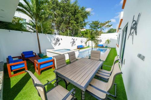 Cancun Villa | Private Pool - 4 Bedroom Villa - Great Location