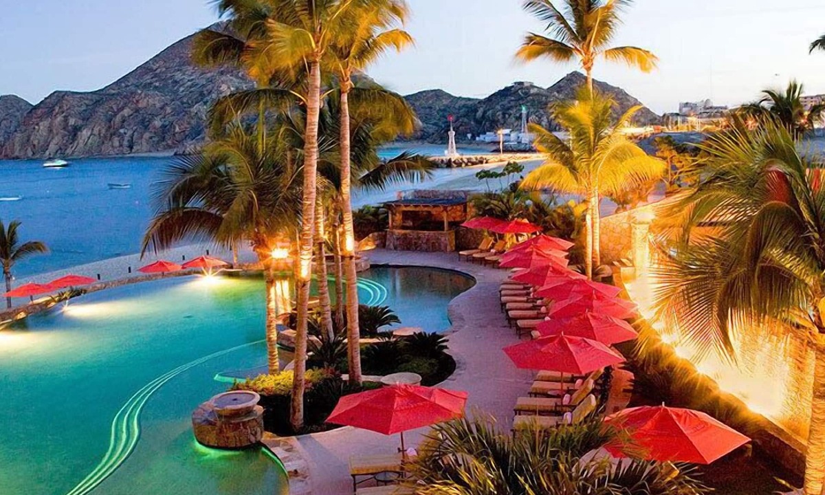 Cabo San Lucas Condo | Professionally Decorated, Luxury One Bedroom In Building 5 At The Hacienda