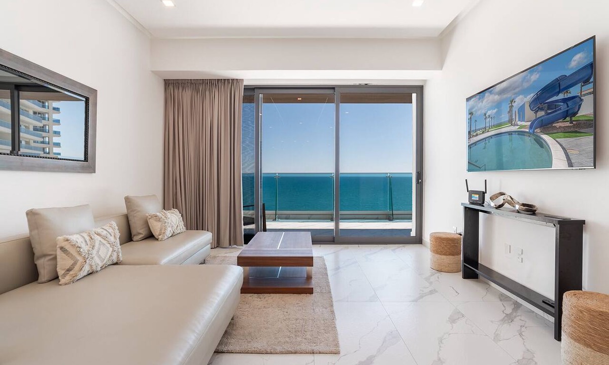 Puerto Penasco Condo | R902 Beachfront Luxury Condo with Stunning Ocean Views at Encantame Soleil