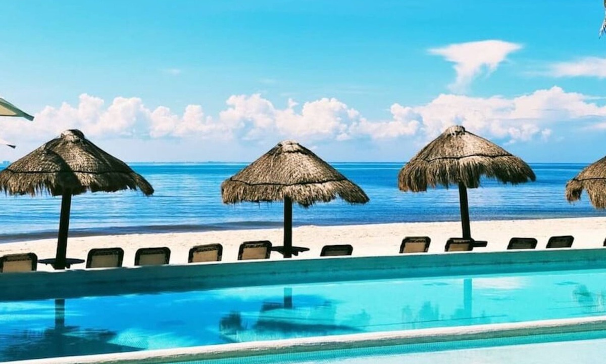 Villa Juarez Condo | Rooftop Pool Condo w/Golf Views & Private Terrace