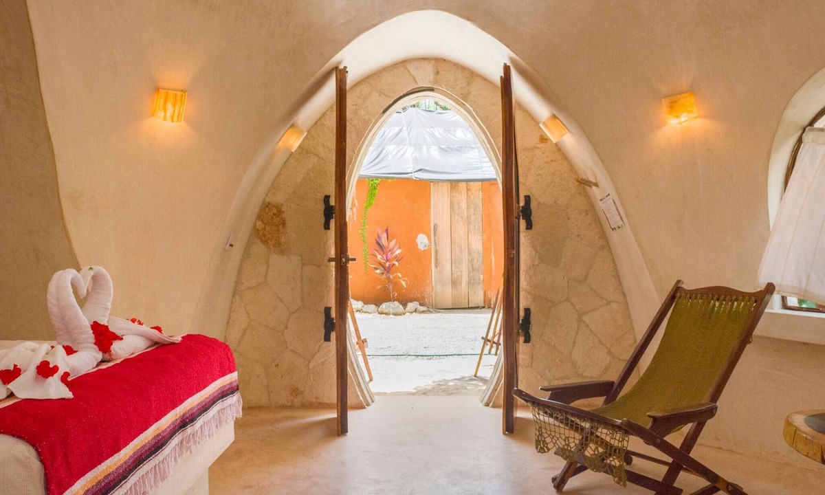 Soliman Bay Cabin | Room-unique Jungle Dome Ik