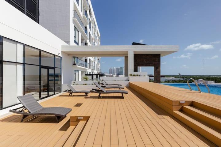 Downtown Cancun Apartment | San Francisco by Andiani Travel