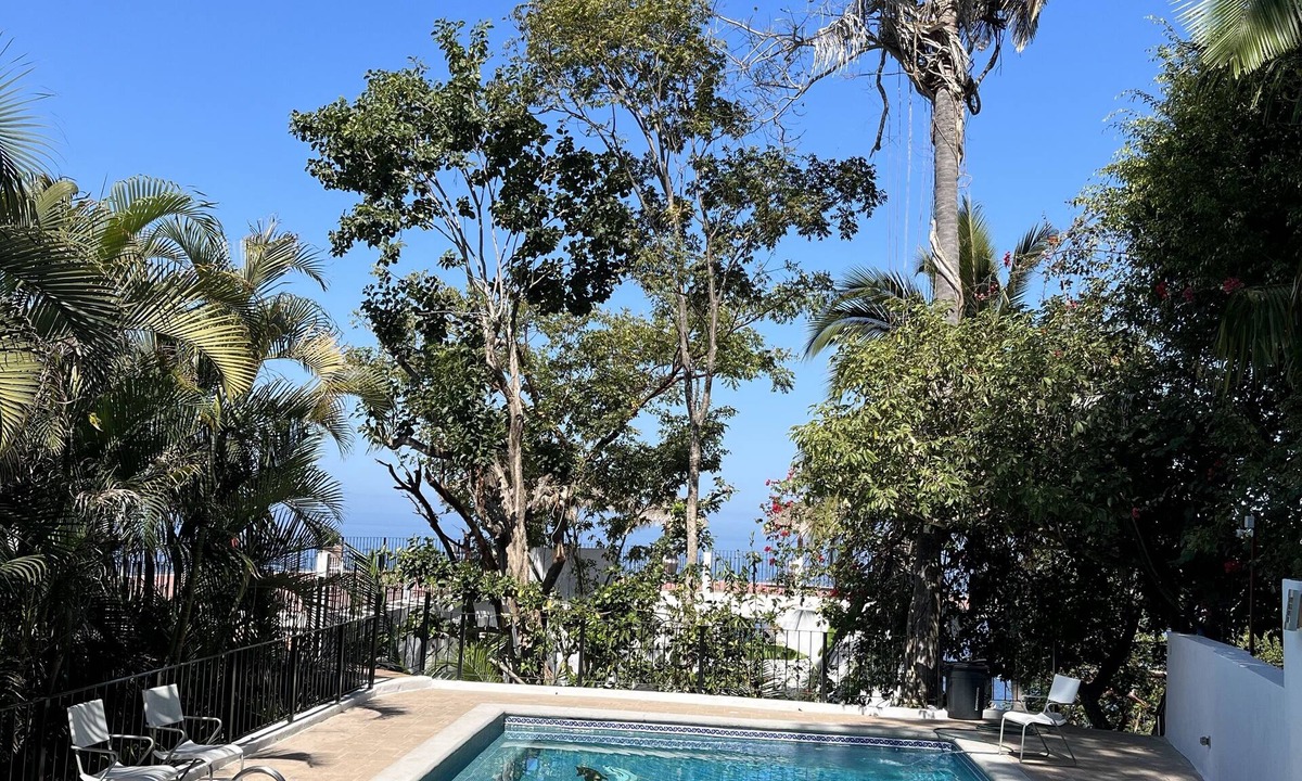 South Shore Hotel Area Condo | Seacliff House, beautiful view of the arches 5 minutes from the beach