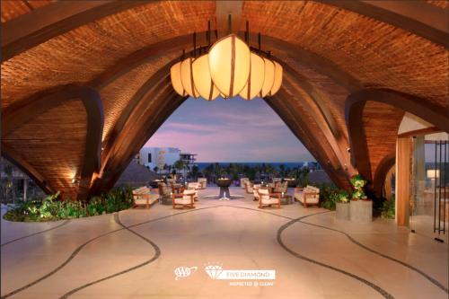 Costa Mujeres Resort | Secrets Playa Blanca Costa Mujeres - All Inclusive Adults Only