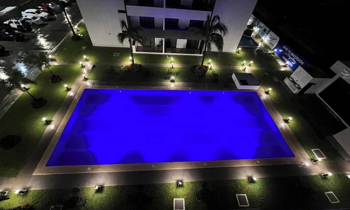 Mazatlan Apartment | Spacious 2 bedroom apartment in pleasant Mazatlán with 9 albercas