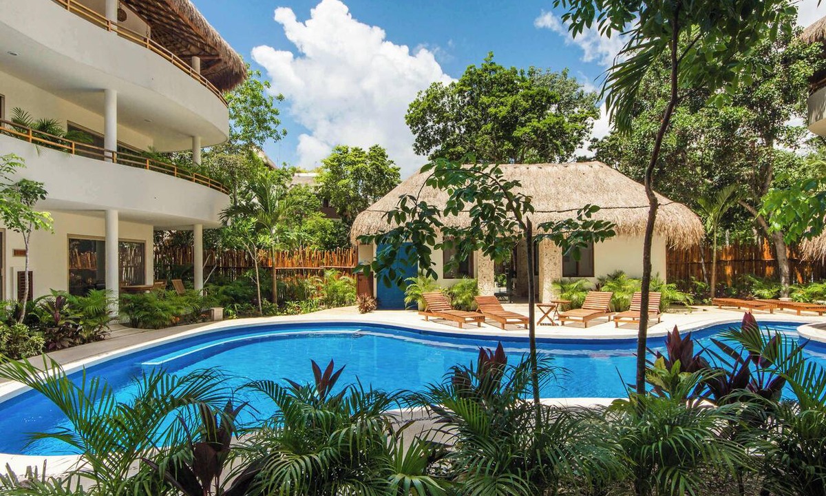 Zama Condo | Terrace Condo w/Pool & Concierge Service