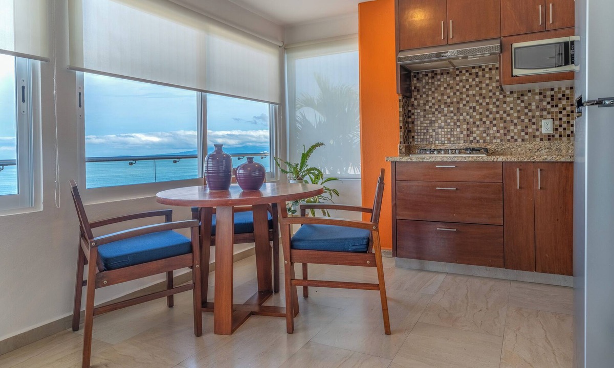 Colonia 5 de Diciembre Hotel | The Paramar Beachfront Boutique Hotel - Downtown Malecon