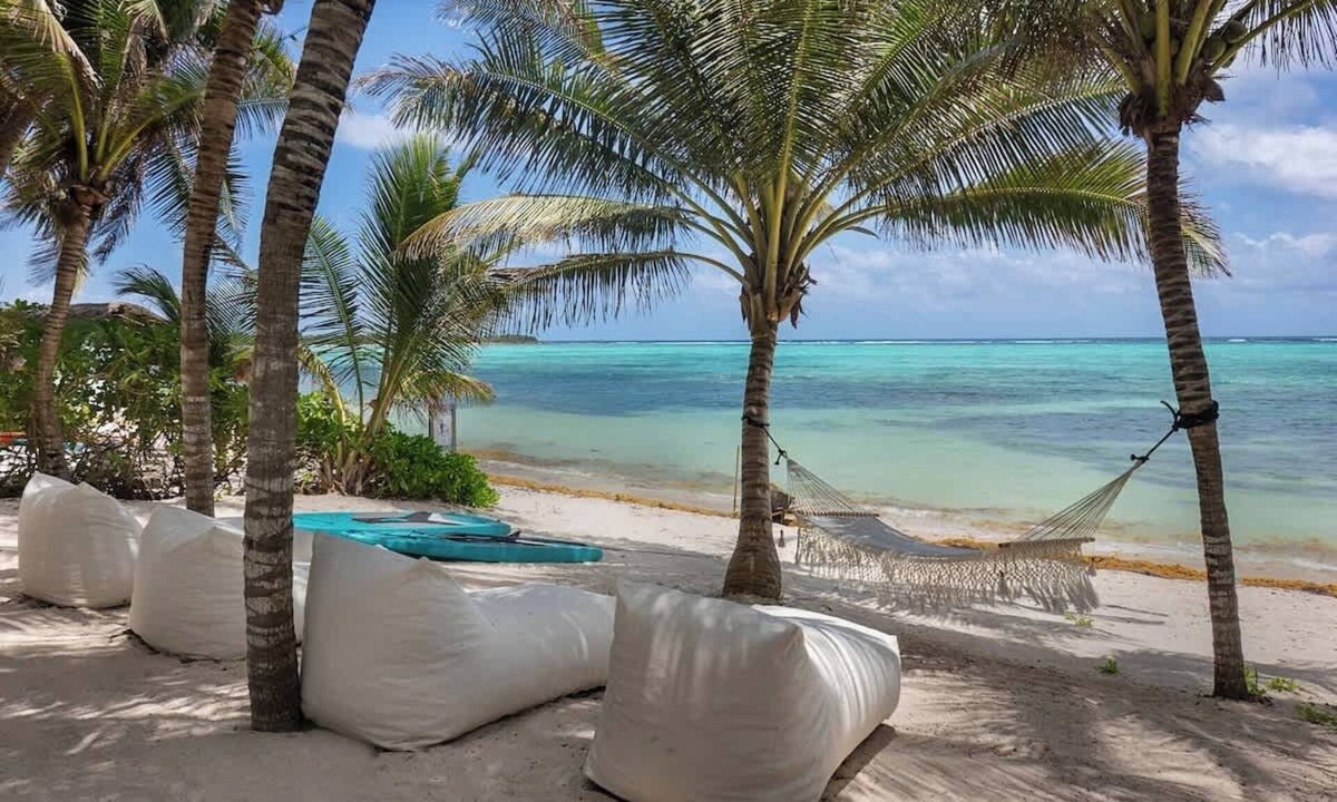 Soliman Bay Villa | The Residence: Private 3BR Beachfront Villa