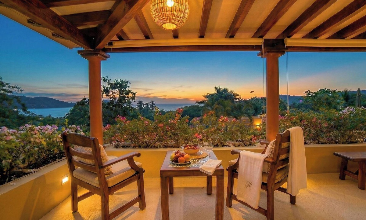 Zihuatanejo House | Villa Bougainvillea at Villas del Sol