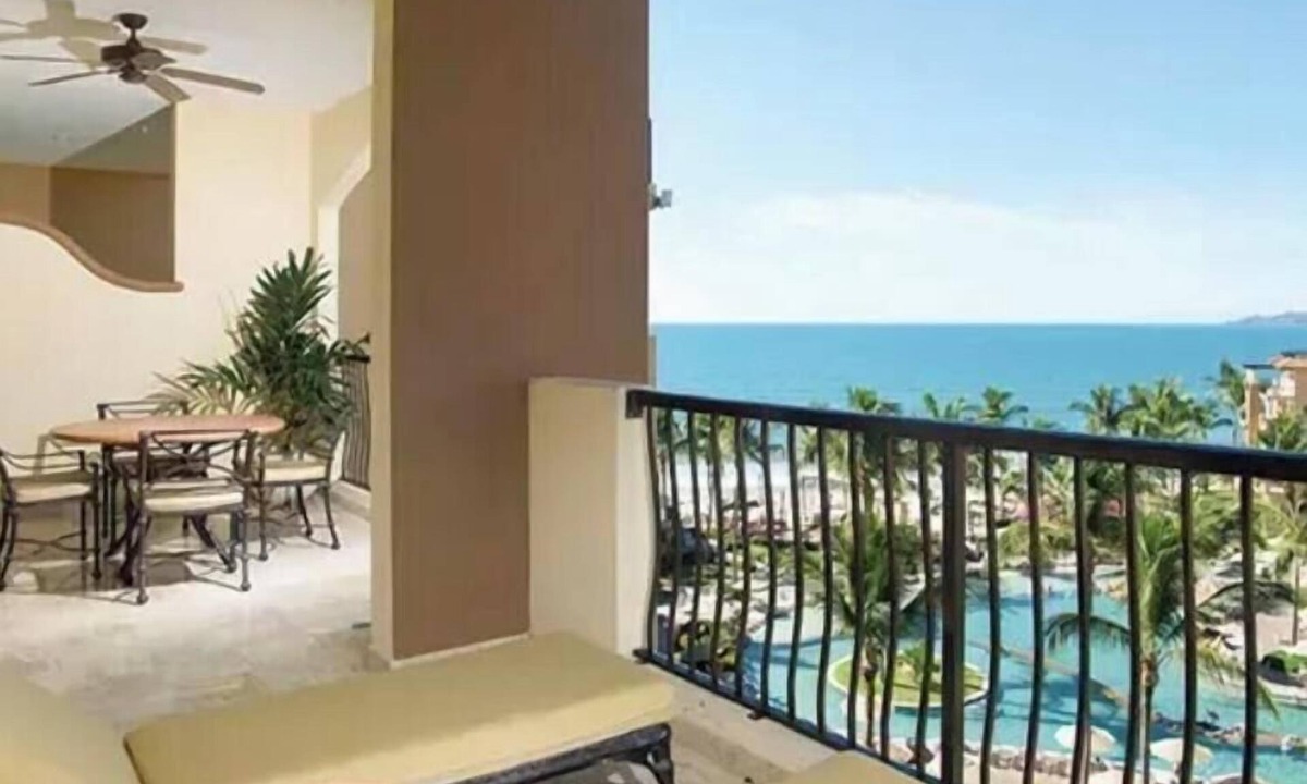Flamingos Condo | Villa del palmar Flamingos 1 bedroom All inclusive optional