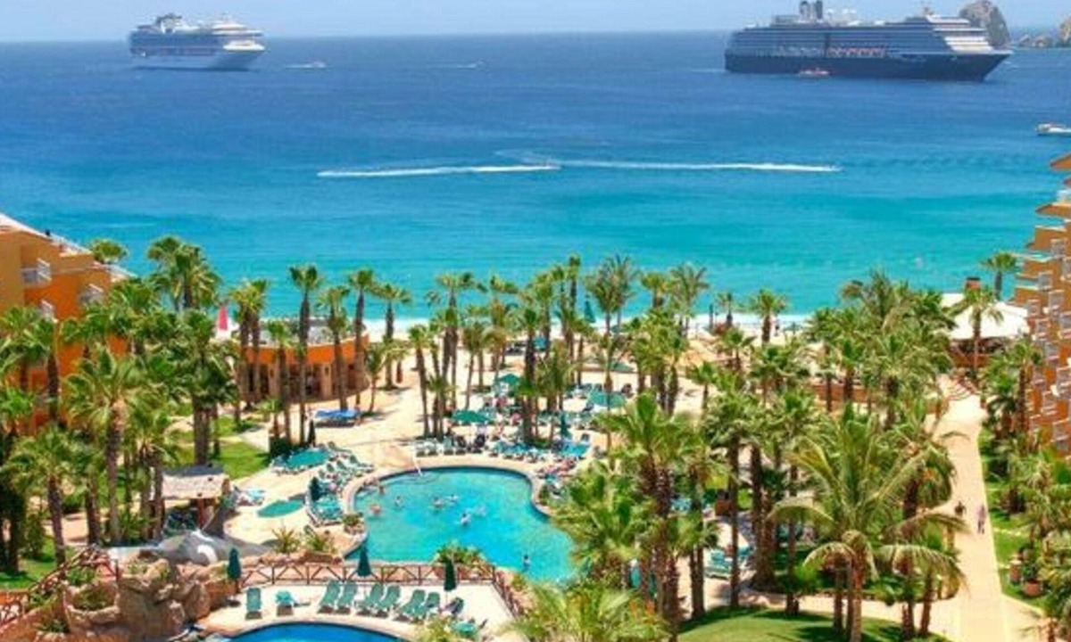 Cabo San Lucas Resort | Villa Del Palmar Beach Resort and Spa One Bedroom Suite Sleeps 4- Cabo San Lucas