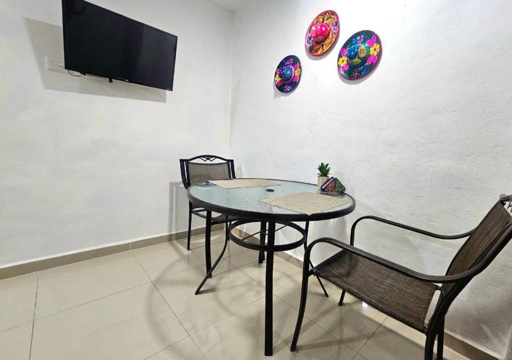Downtown Cancun Hotel | Villa Leo
