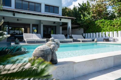 Zona Hotelera Villa | Villa Presidente - Exclusividad frente al Mar