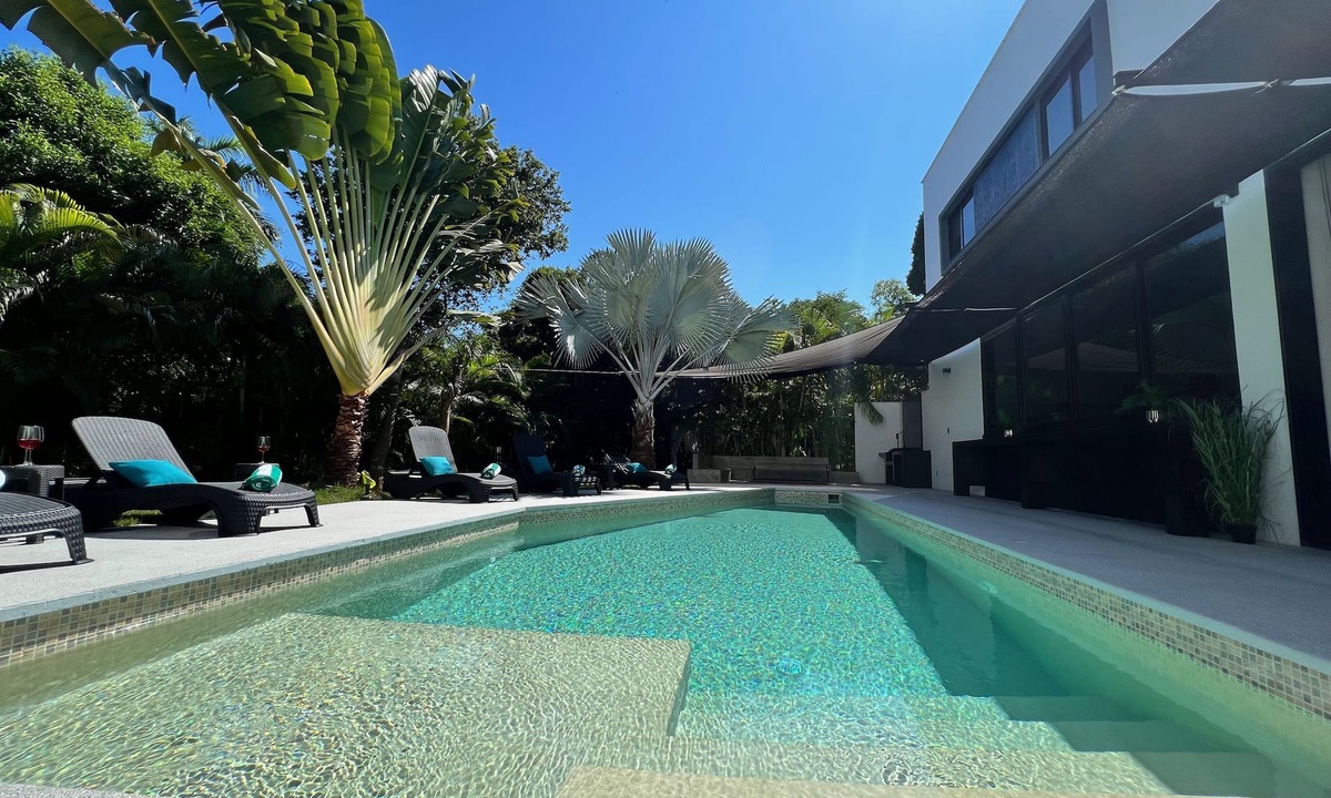 Playacar Villa | Villa VENUS Playacar 7BR pool/Sleeps 22