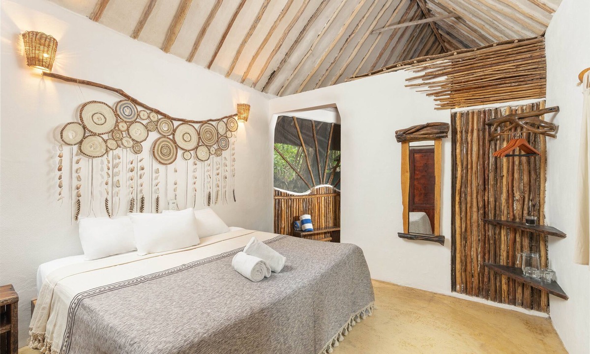 Zona Hotelera Cabin | Yaxchen Tulum Cabañas & Cenote
