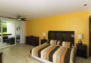 Beautiful & Romantic One Bedroom Condo At Residencias Reef With Great Amenities