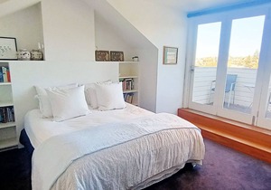 Private Oasis Overlooking Ocean & Bronte Gully in Bronte