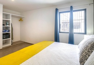 Valentina #12 - 2nd Floor, King Bed, Rooftop, Kitchen, Clean
