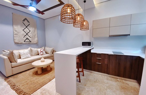 Playa Paraiso Apartment | 1-BD Rooftop Pool Ocean View Close to Beach