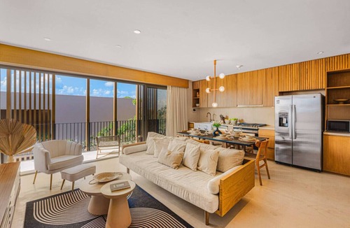 Zama Condo | 12 Guests 6BR Double PH | Gym | Yoga | Restaurant