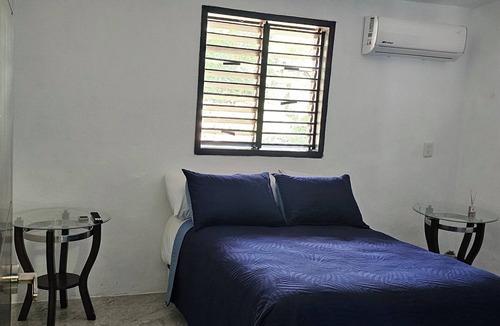Xul-Ha House | "1200 m² Bacalar: Laguna a Pasos, Pet Friendly"