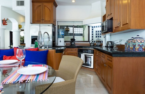 Downtown Condo | 2 Bedroom condo with private Roof top terrance by BRIC at The Royal Palms