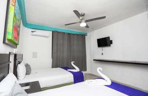 Avenida Tulum Hotel | 2 Homey Double Bed Rooms Near Downtown Cancun | Las Palapas Park. 0.2 miles away