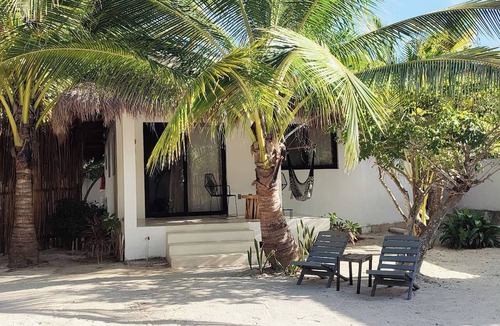 Isla Holbox Apartment | 2 Queens, Starlink,1 Min to Beach, C2