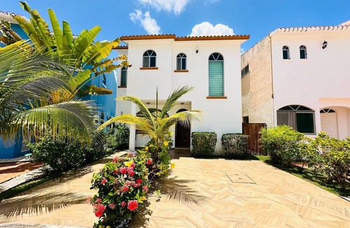 Villa Juarez House | 2BR VIP & Luxury HOUSE, exclusive, private & quiet