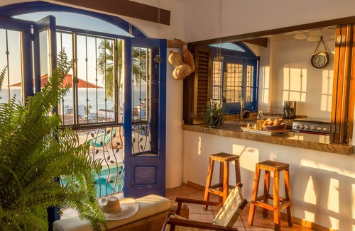 Colonia 5 de Diciembre House | 3 Bedroom Ocean View Condo in downtown +pool +wifi