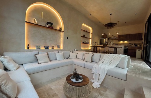 La Veleta Villa | 4-bedroom Villa Outdoor/Indoor Living Sleeps 8