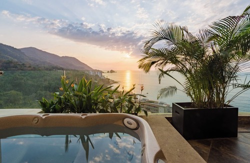 Conchas Chinas Condo | 5-Diamond Resort ◆ Garza Blanca PV 2BR ◆ Save 47% vs. Garza Blanca Direct