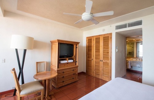 Marina Vallarta Hotel | A Little Slice of Paradise – Cozy Studio in Puerto Vallarta