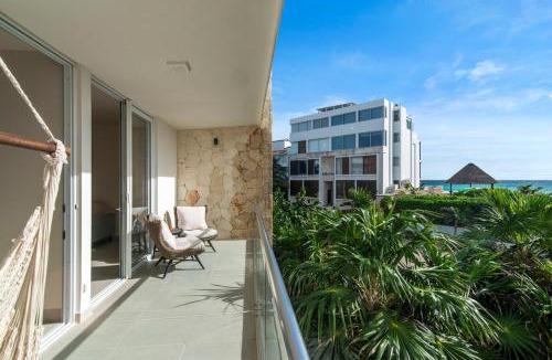 Akumal Apartment | Akumal Seaside Ocean View Beach Access Rooftop Pools