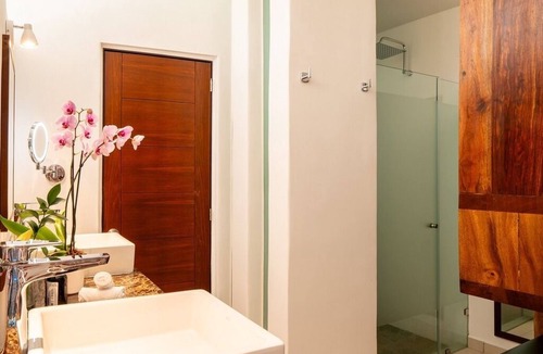 Villa Juarez Hotel | ALL-INCLUSIVE Adults Luxury Oceanview Suite, Free Transfer & Daily Hydrotherapy