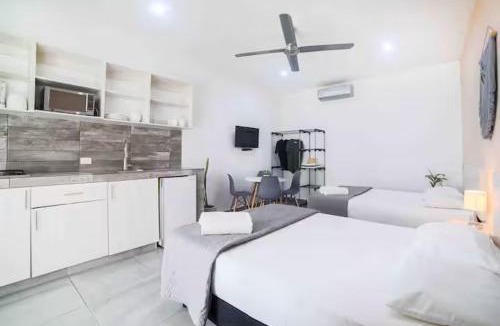 Zazil-ha Apartment | Almond Suites