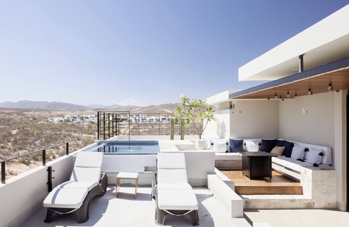 Puerto San Carlos House | Alojamiento Entero: Condominio en México