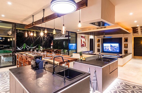 Playacar Fase II House | AMAZING 7 BEDROOM VILLA UP TO 21 GUESTS - 5 MIN FROM THE BEACH BY CAR